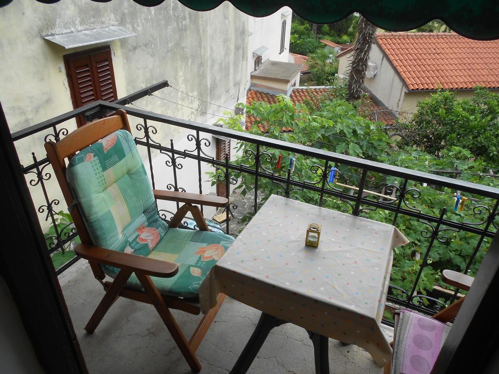 Guesthouse Kuca Na Sterne 로브란 객실 사진