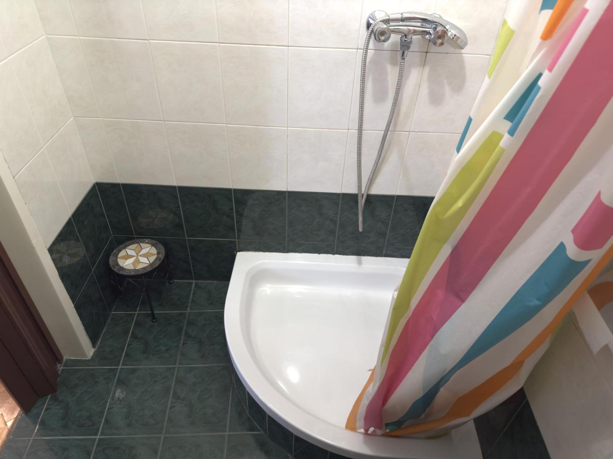 Guesthouse Kuca Na Sterne 로브란 외부 사진